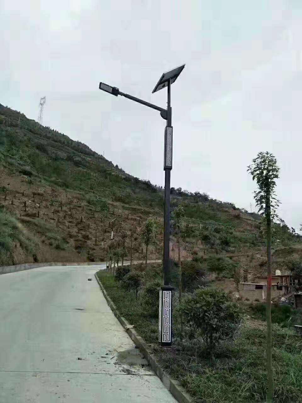 黄冈仿古太阳能路灯